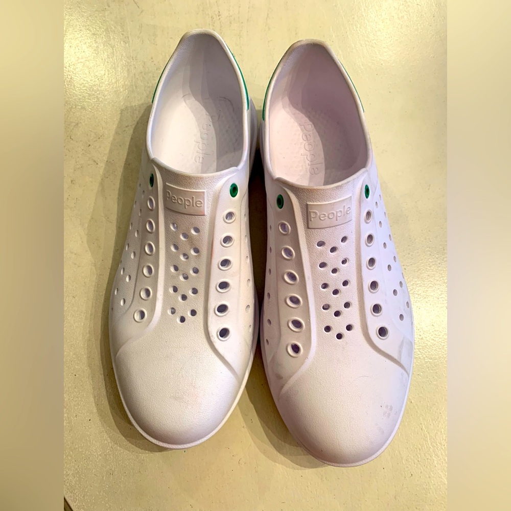People Ace Slip On Shoes Unisex